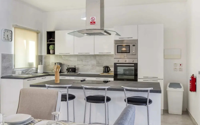 Gzira Penthouse