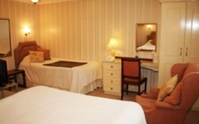 Chudleigh Hotel
