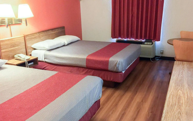 Motel 6 Arkadelphia, AR