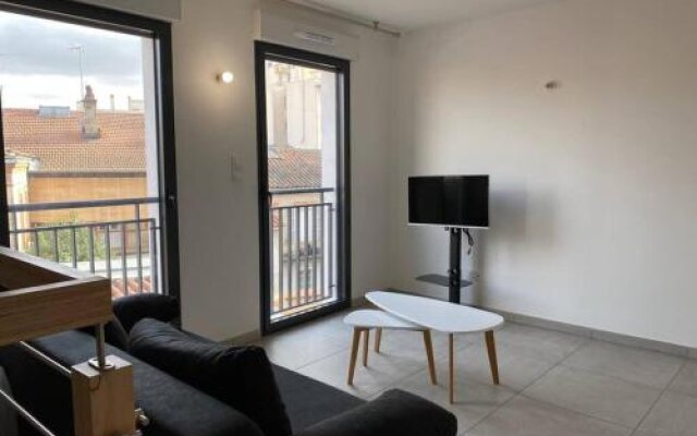 301 - Appartement Duplex Moderne - Jeanne d Arc, Toulouse