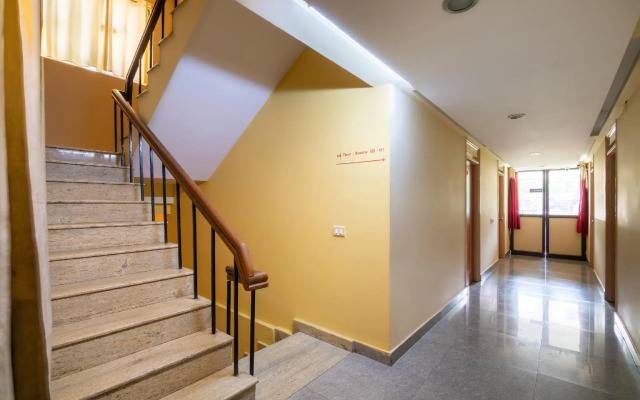 OYO 5590 Ujwal Residency