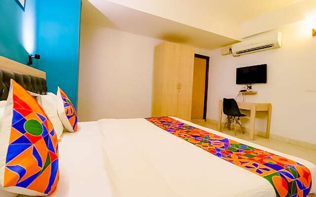 Roomshala 173 Hotel Royal Inn