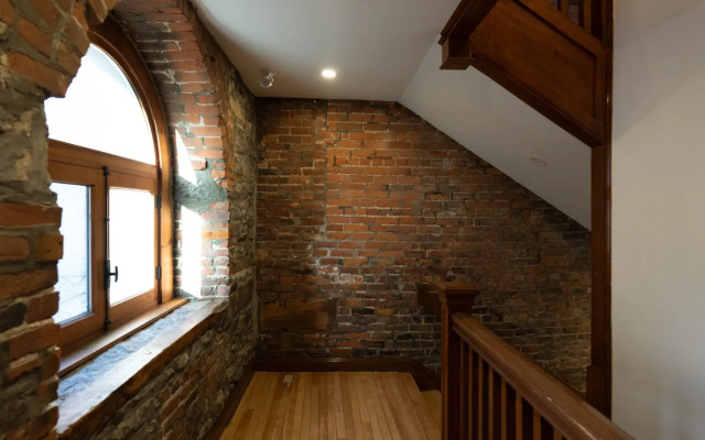 Maison Place Royale by Luxury In Transit