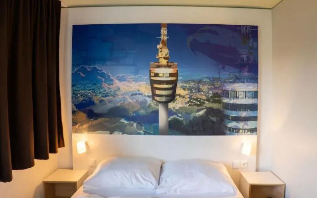 B&B HOTEL Stuttgart-Airport/Messe