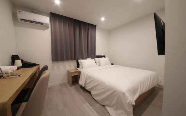 Sloth Hotel Busan Seomyeon