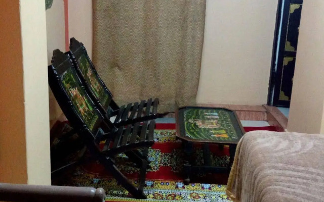 Shyam Palace Guest House