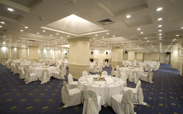 Kervansaray Thermal Convention Center & Spa