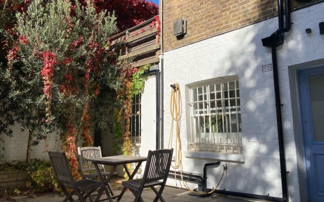 Spacious and Bright 1 Bedroom Flat in Notting Hill