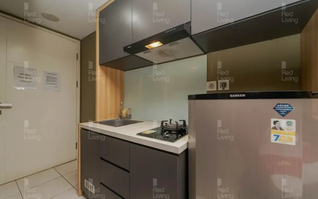 RedLiving Apartemen Springlake Summarecon - Kamarku Tower Azolla