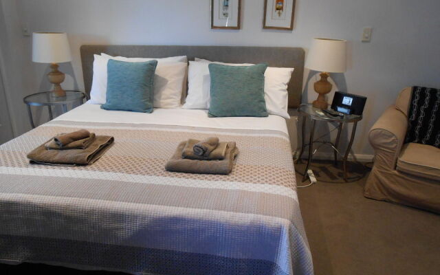 Como Waters Bed & Breakfast