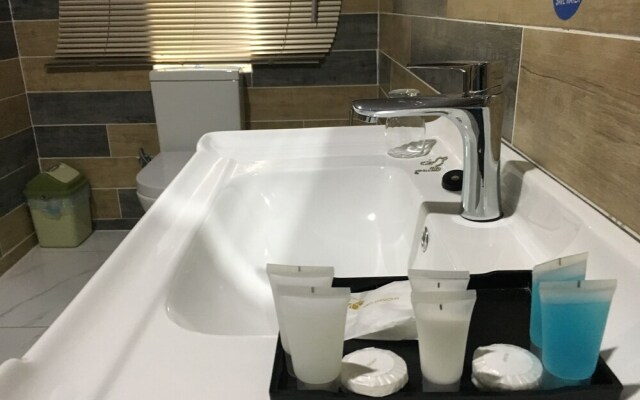 Kanyi Guest House