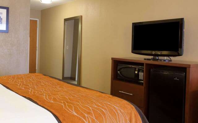 Quality Inn & Suites I-40 East