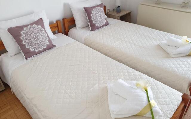 Great Sea-view 2BD Apartment @ Paros