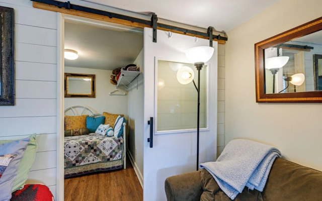Pet-friendly Vacation Rental Cabin in Whittier