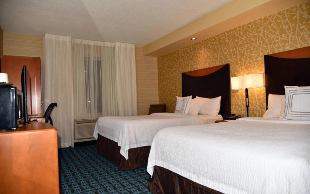 Fairfield Inn & Suites Hartford Airport