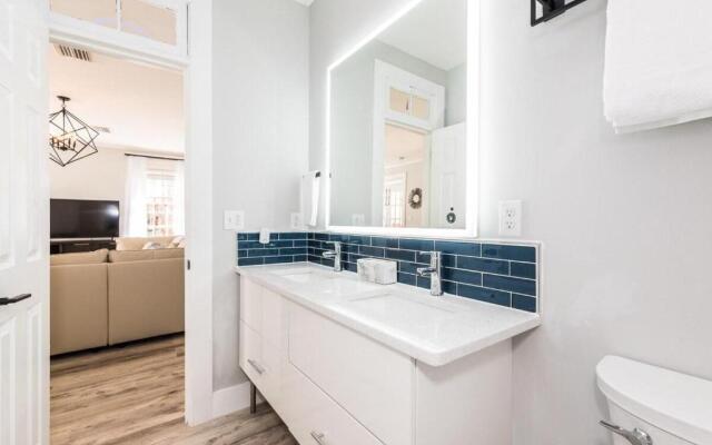 20 Hypolita - Luxury Downtown Apartment