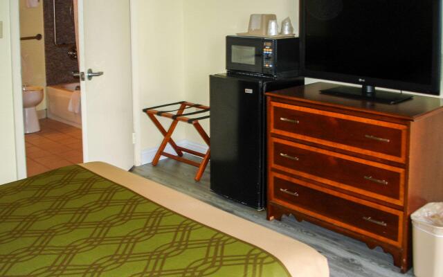 Econo Lodge Texarkana I-30