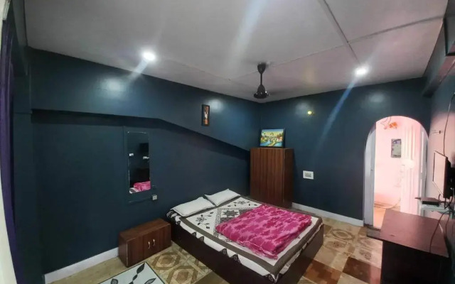 River bank guest house