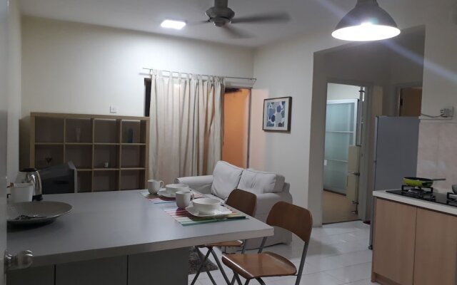 1 Room Apartment Vista Pinggiran- Equine