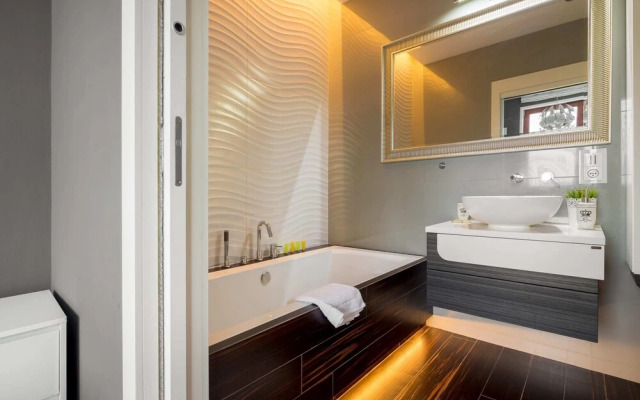 Hlonda Deluxe Apartment with Terrace