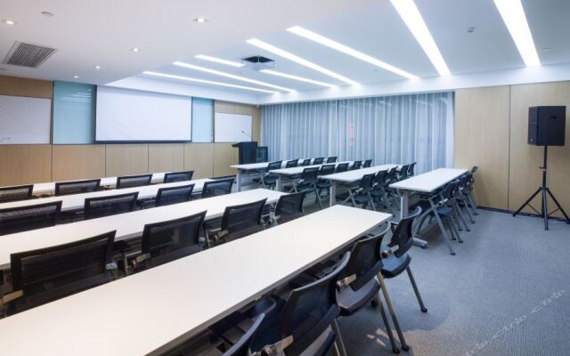 Atour Hotel Development Avenue Suqian