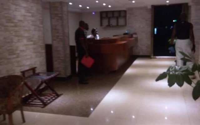 Makutano Hotel