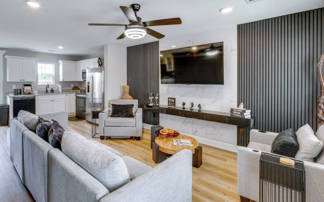 Steps to Boardwalk & Beach! Stylish Biloxi Home