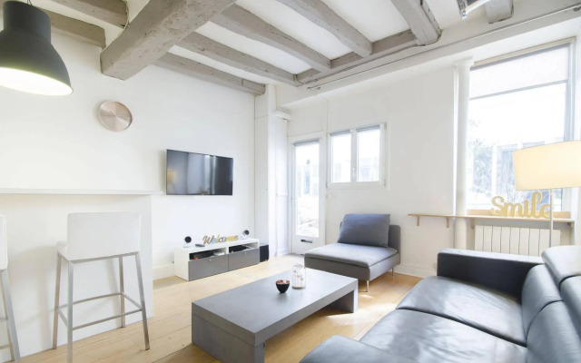 Luxury Apartment in Paris - Marais