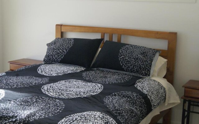 Taits Place Vineyard B & B