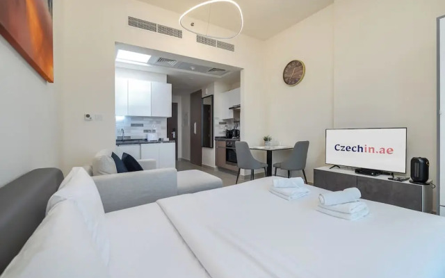 Cozy Studio Budget Friendly