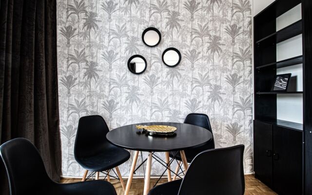 Saska Kepa Velvet Apartment