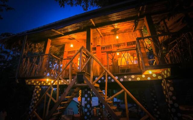 The Winsome & Tree House