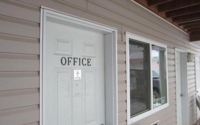 Kacee's Northern Suites