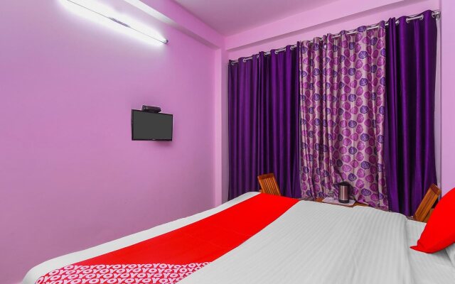 Hotel Mansarovar by OYO