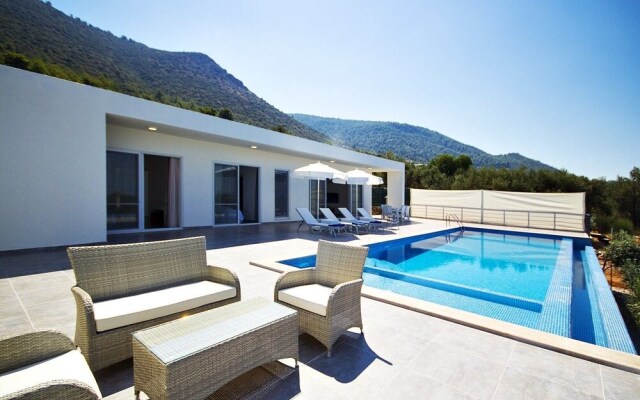 Villa Nar
