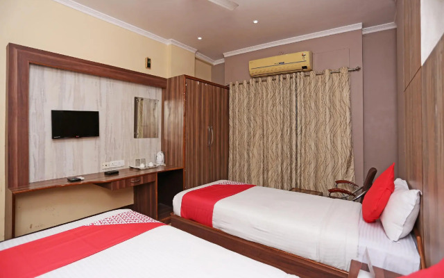 Hotel Blue Moon