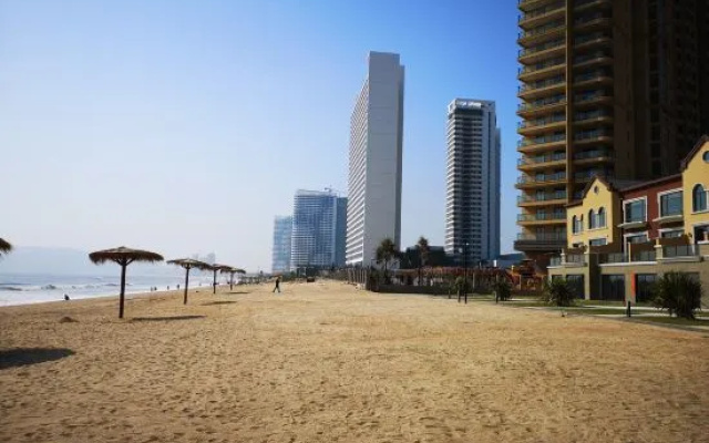 Blue sea and blue sky theme apartment (Huidong shuangyuewan store) – Beach – Huizhou