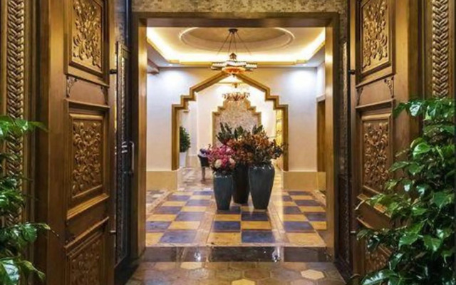 Riverside Pool Hotspring Boutique Hotel