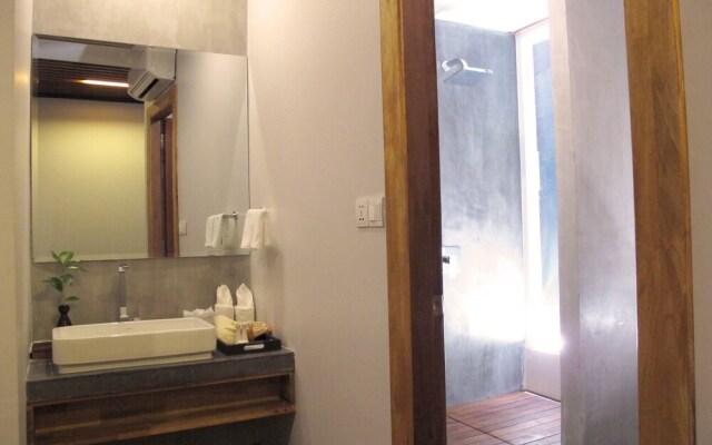 Tonle Tropic Boutique Hotel