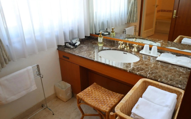 Hotel Racine Sinmaebashi