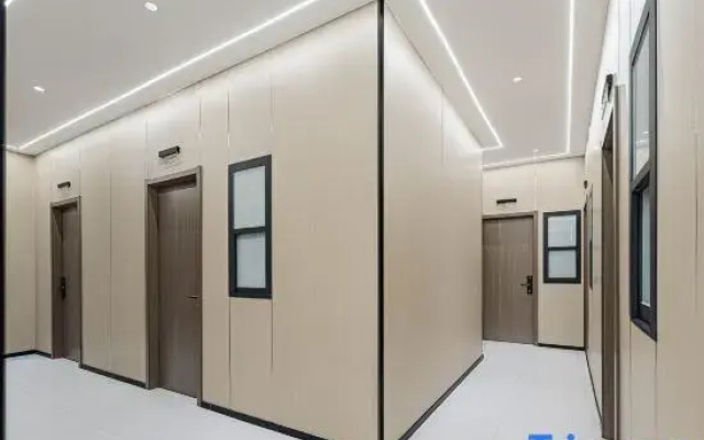 Star Ring  E-Sports Hostel