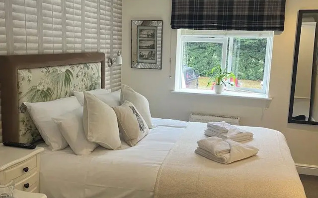 The Olde Coach House Inn