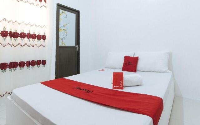 RedDoorz @ Jardin LRT Tayuman Manila