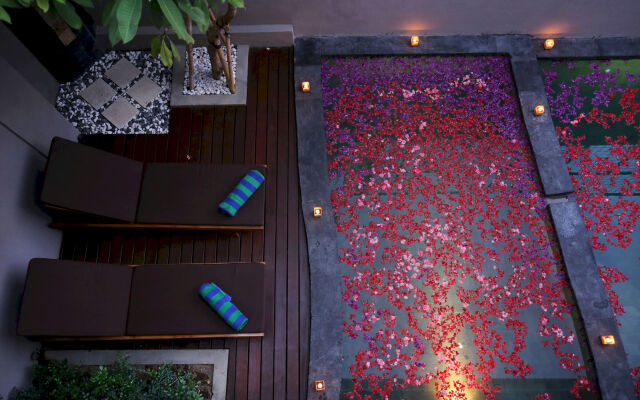 Royal Nyanyi Villa