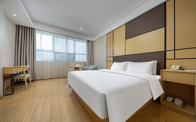 JI Hotel (Xiangtan Municipal Government Wanda Plaza)