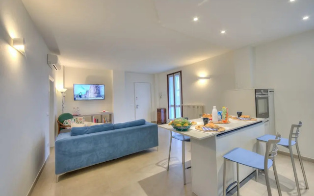 Agata Maison-historical Center and Lake