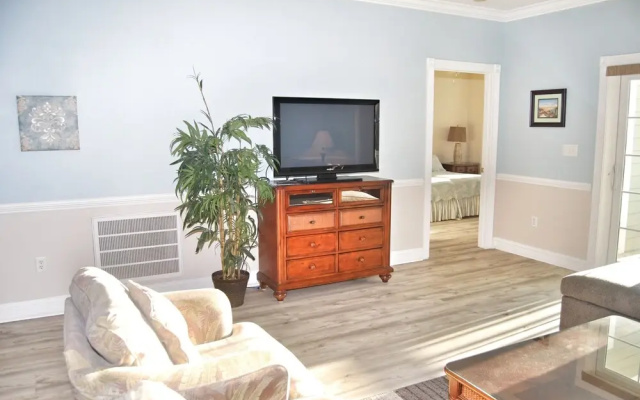 4874 Luster Leaf Cir. Unit 204, Magnolia Pointe 3 Bedroom Condo by RedAwning