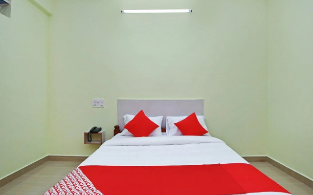 OYO 24623 Chetana Residency