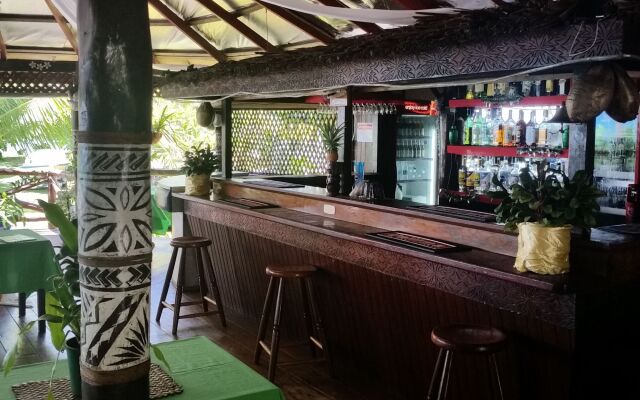 Va-i-moana Seaside Lodge