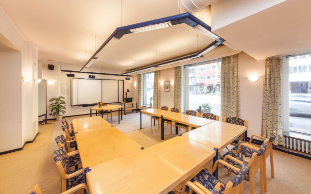 Antares Apartments